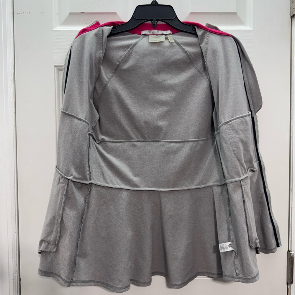 ATHLETA RENEW 3 TIERED RUFFLE Full Zip Up JACKET - Picture 3 of 9